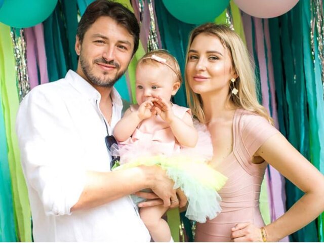 Сергій Притула з дружиною Катериною і дочкою Соломією