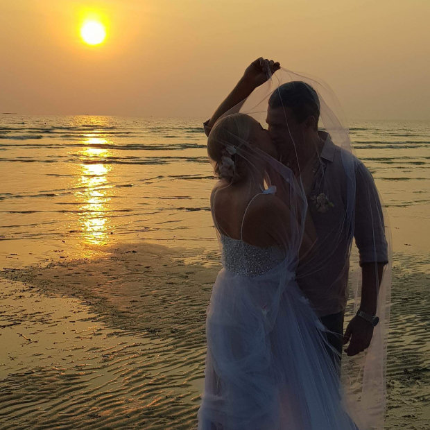 Тоня Матвієнко і Арсен Мірзоян повторно одружилися у Таїланді