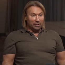 Олег Винник, кадр з інтерв'ю