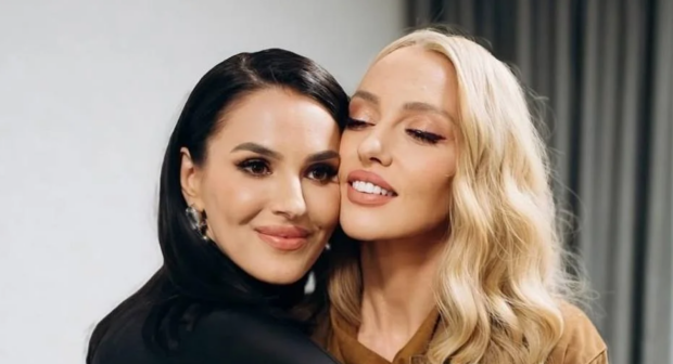 Маша Ефросинина и Оля Полякова