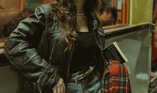 Жінка, модні жіночі куртки на весну 2026