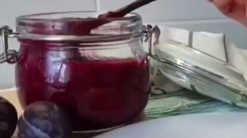 Сливовий соус, кадр з відео