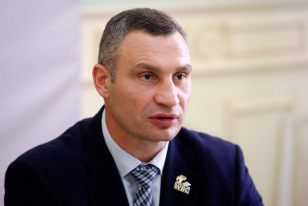 Комендантский час киев