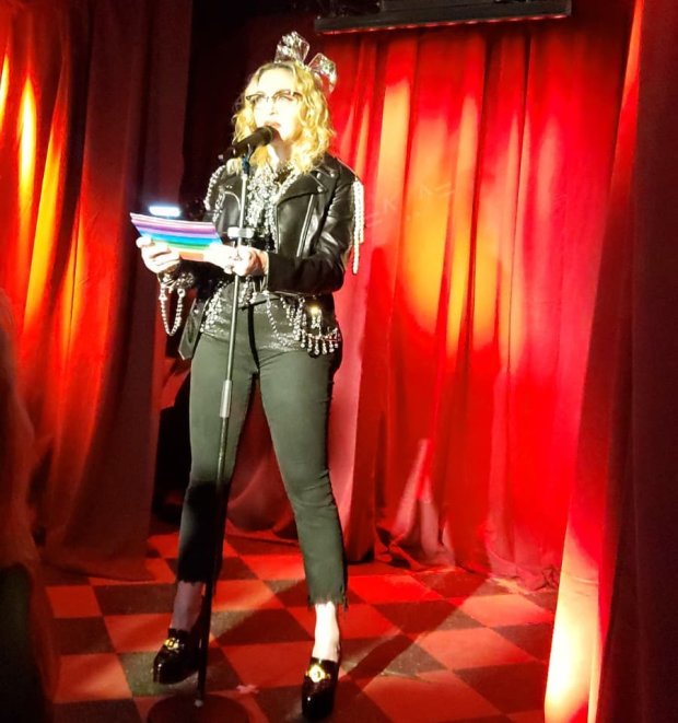 Мадонна на мини концерте в Нью-Йорке