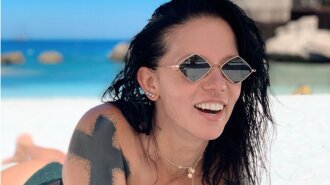 Потап кусає лікті: 43-річна Ірина Горова показала пляжні фото в яскравому купальнику (фото)