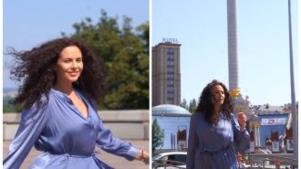 Розповніла Каменських прогулялася центром Києва в шовковому міні - засвітила всю красу (відео)