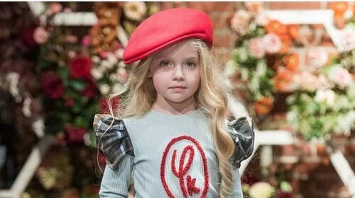 5-летняя Лиза Галкина поучаствовала в модном показе