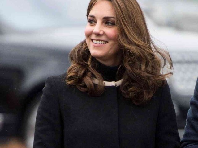 kate-middleton-goat-russell-bromley-celebrity-royal-style-promo