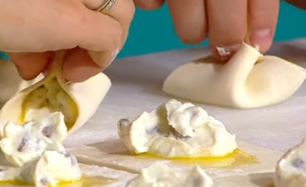 Пирожки с ливером, запечённые в духовке — рецепт с фото и видео
