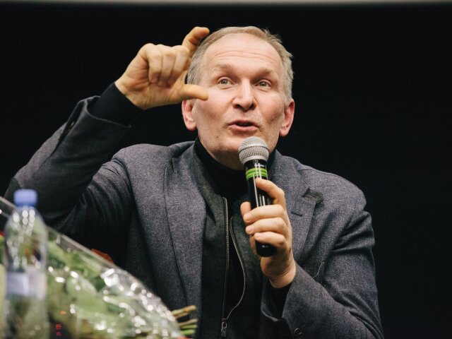 Федір Добронравов потрапив у лікарню