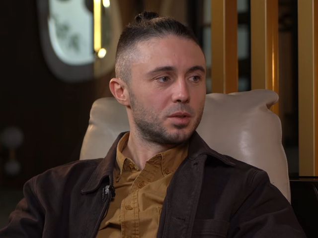 Тарас Тополя, кадр з інтерв'ю