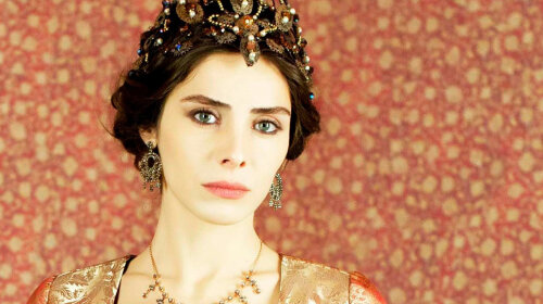 Смыла макияж и очаровала внешностью: самая красивая актриса "Великолепного века" показала лицо без косметики