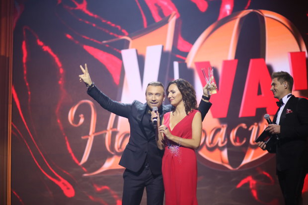 Олег Винник отримав нагороду на премії «VIVA 2018»