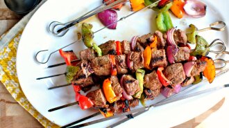 Grilled-Marinated-Steak-Kebabs-ll-www_SimplyScratch_com_-111
