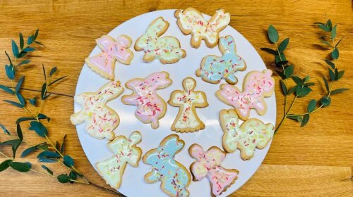 Ідеальне печиво на Великдень 2023 - рецепт печива з кольоровою глазур'ю