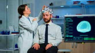 Лікарі назвали два ранні симптоми, які вказують на пухлину мозку: "Можуть з'являтися і зникати"