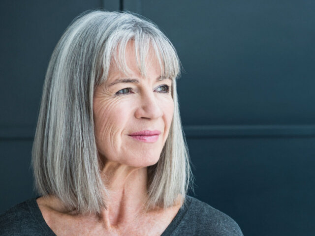 Ранню сивину визнали симптомом довголіття