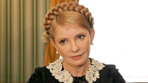 В обуви за шесть «минималок»: Юлия Тимошенко похвасталась модными берцами от Prada