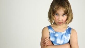 Лайфхаки воспитания: психолог рассказала, что делать родителям, если ребенок начал хамить и огрызаться