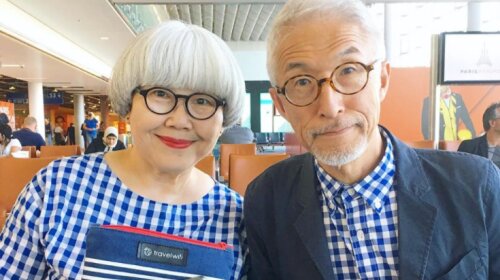 Японские пенсионеры покорили Сеть своим необычным стилем: вот уже 40 лет они носят одинаковую одежду (фото)