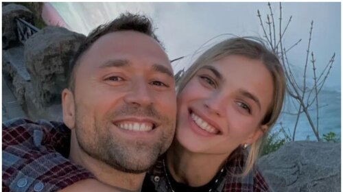 "Така посмішка в обох": дружина екс-Холостяка Макса Михайлюка разом із коханим відвідала Ніагарський водоспад