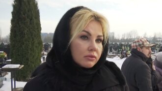 Убита горем Камалія показала розкішні сукні від покійного друга: "Перебираю фото з твоїми шедеврами…»