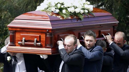 Ирландец умудрился разыграть родственников из гроба на своих похоронах