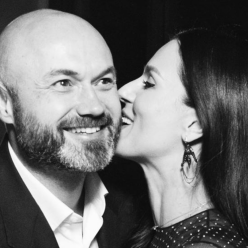 Маша Єфросиніна з чоловіком