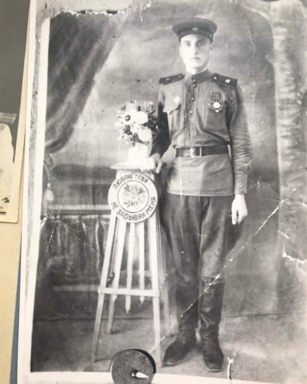 Оля Полякова, дед поляковой, 9 мая, фото