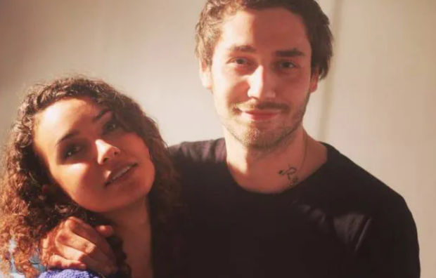 Анетті Жернова та Рожден Анусі