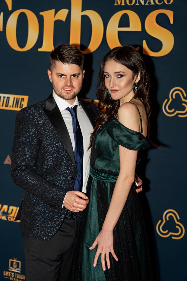 22-летняя украинская оперная певица покорила Forbes