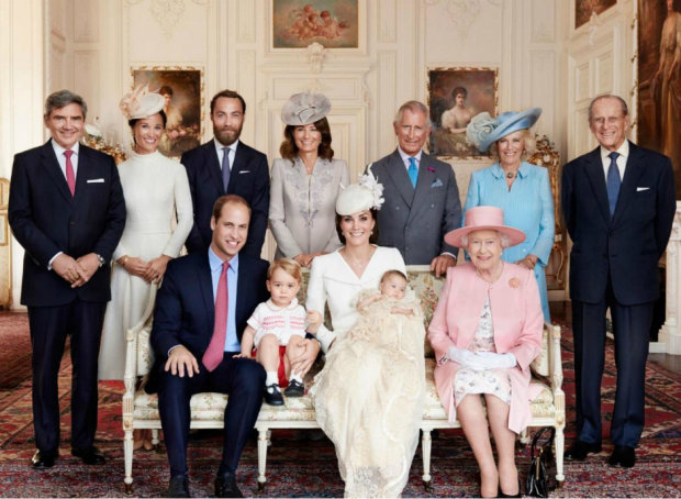 Королевская семья собирается вместе к Рождеству