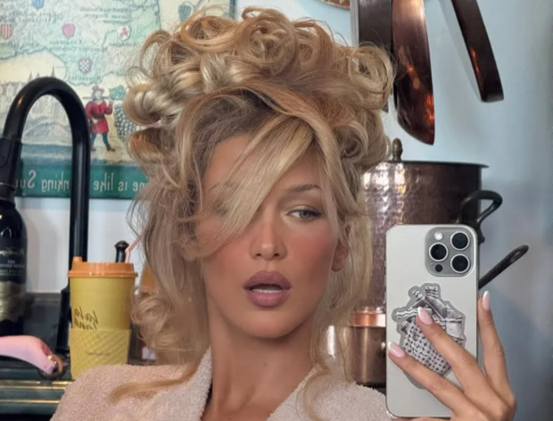 Белла Хадід показала нову трендову та модну жіночу зачіску 2026