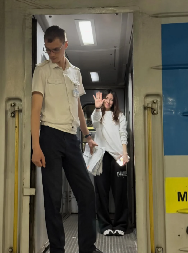 Надя Дорофєєва без макіяжу