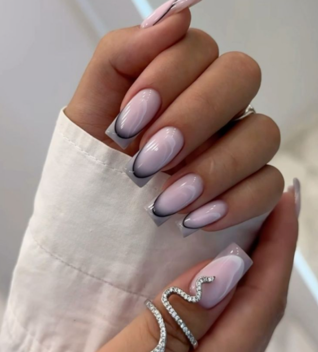 Французький манікюр