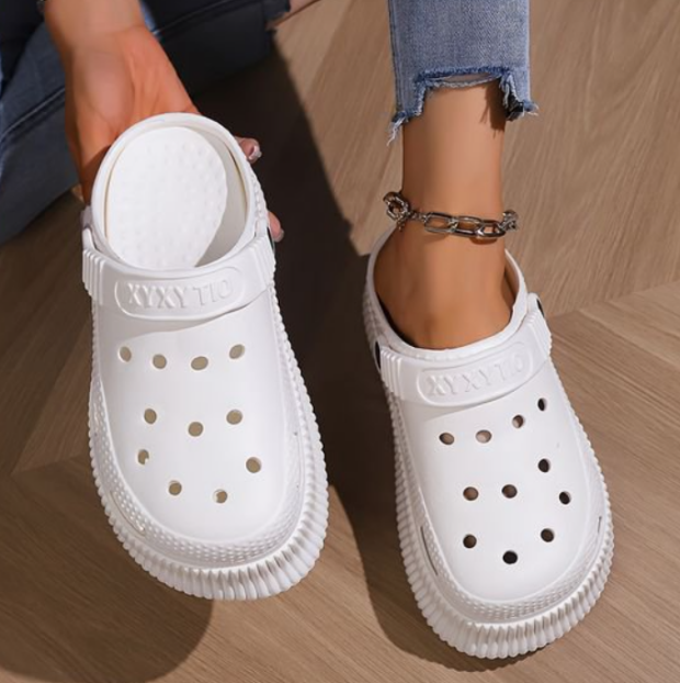 Мода, одежда, шлепанцы