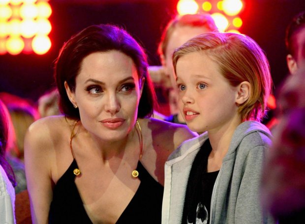 Дочь Анджелины Джоли всерьез задумывается о смене пола