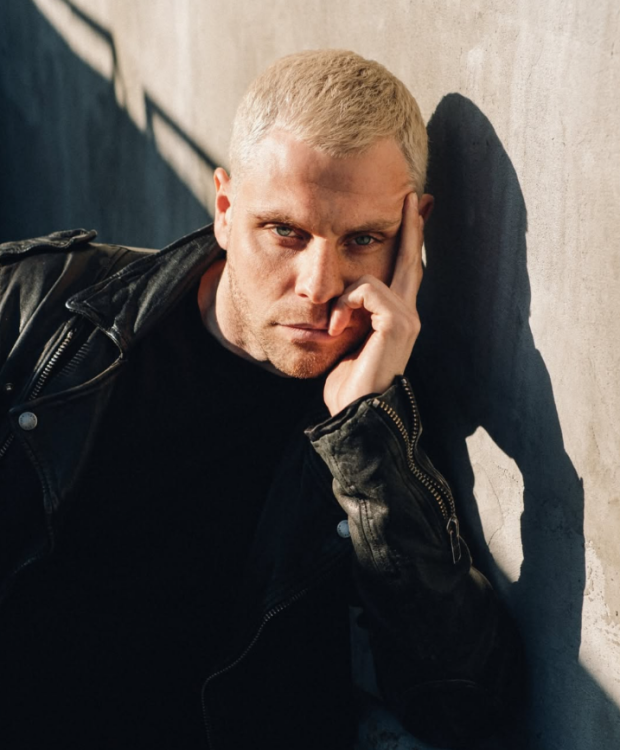 Артур Логай