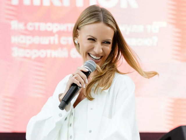 Леся Нікітюк, фото із соцмереж телеведучої