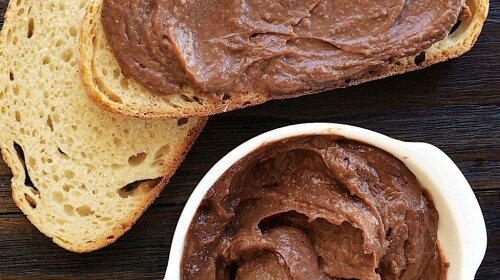 Як приготувати справжню шоколадну пасту в домашніх умовах: смачне ласощі за 30 хвилин