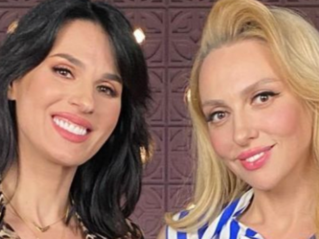 Оля Полякова та Маша Єфросиніна