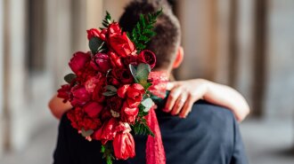 Як отримати бажаний подарунок від чоловіка: психолог дала ТОП- 3 поради