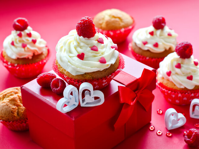 Saint Valentine’s Day. Muffins for breakfast and gift box