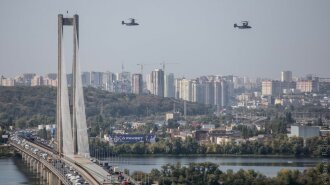 Над Киевом пролетели американские самолеты: что происходит (ФОТО)