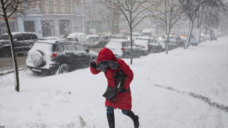 Україну накриє мокрий сніг, дощі та потужний вітер: синоптик розповіла, як зміниться погода найближчими днями