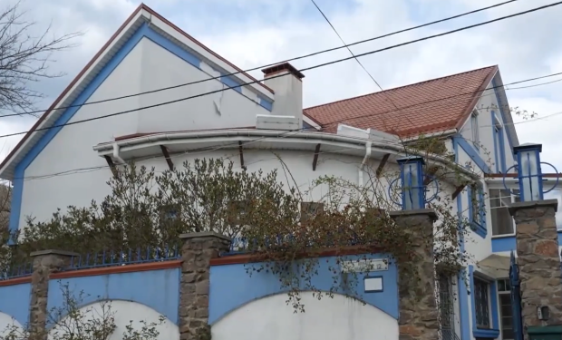 Маєток Таісії Повалій, кадр з відео