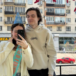 Закохані, фото: Clutch