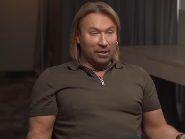 Олег Винник, кадр з інтерв'ю
