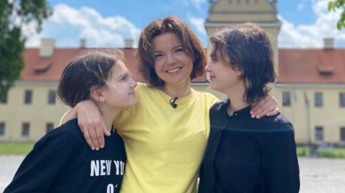 Сім'я в зборі: Марічка Падалко показала кадри возз'єднання сім'ї