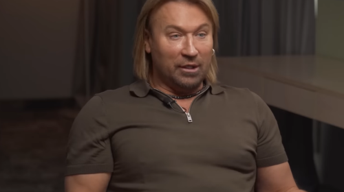 Олег Винник, кадр з інтерв'ю